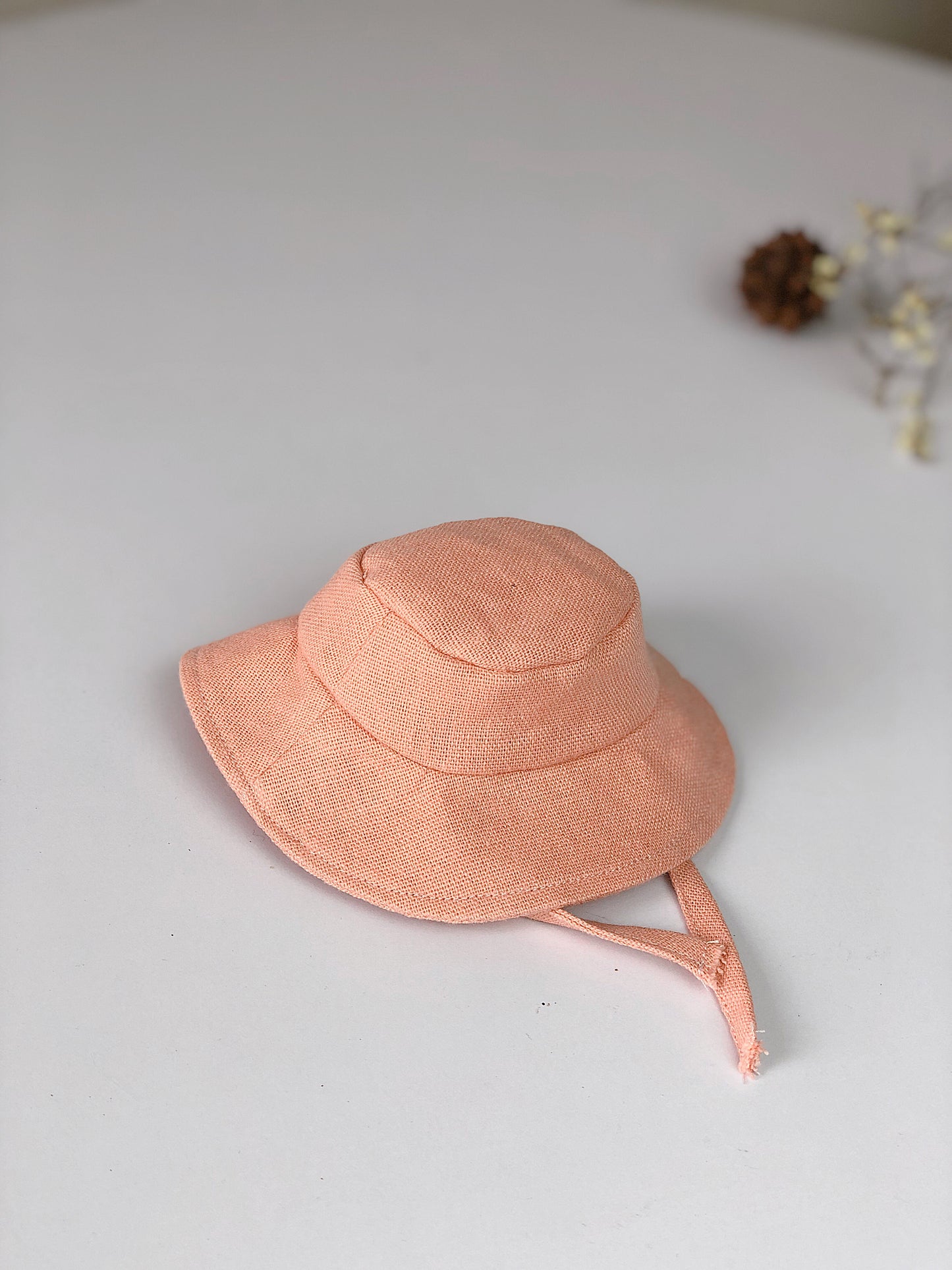 Tiny bucket hat pattern & instructions